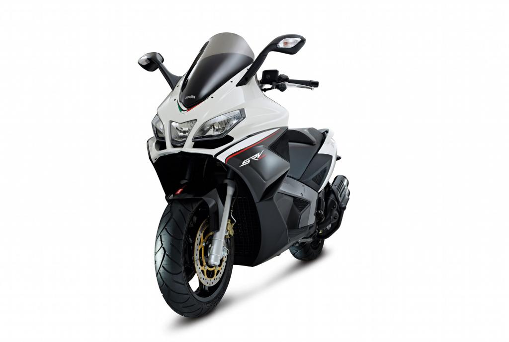 Der SRV 850 lehnt sich optisch an die Superbikes RS4 und Dorsoduro 1200 an.
