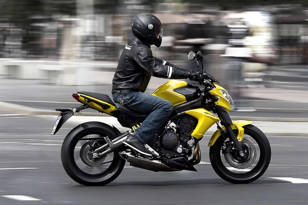 Doppelfahrbericht Kawasaki ER-6n und ER-6f: Quirliges Duo für jedermann
