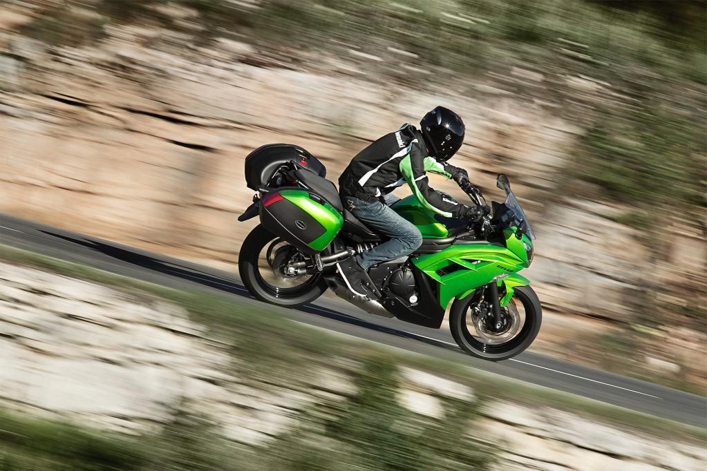Doppelfahrbericht Kawasaki ER-6n und ER-6f: Quirliges Duo für jedermann