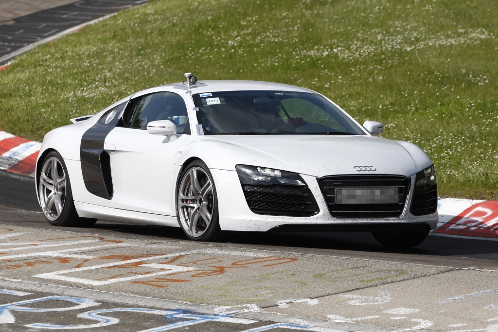 Erwischt Erlkönig Audi R8 – Facelift für den Racer
