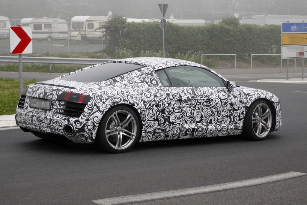 Erwischt Erlkönig Audi R8 – Facelift für den Racer
