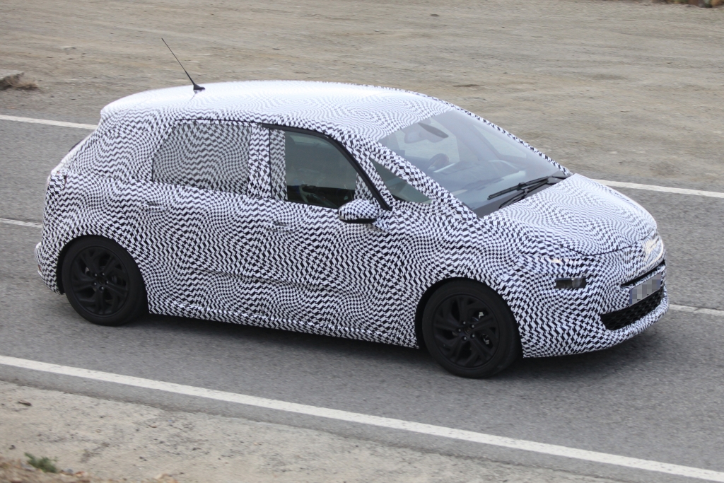 Erwischt: Erlkönig Citroen C4 Picasso – Platz zur DS-Reihe?