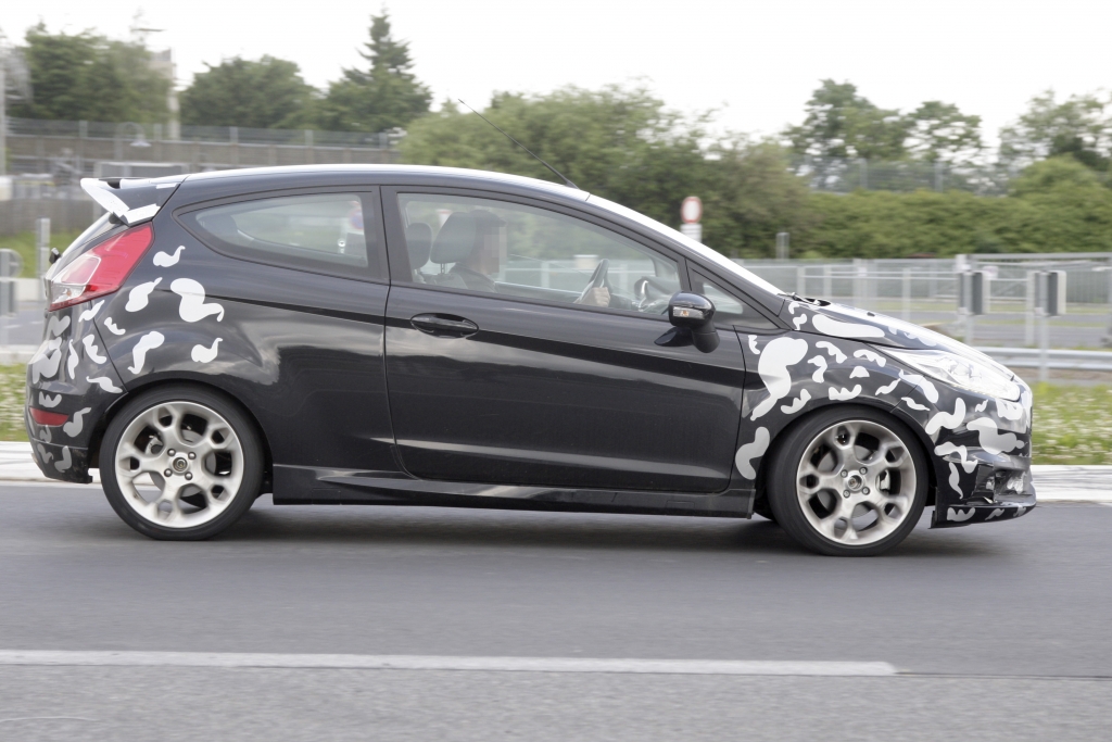 Erwischt Erlkönig Ford Fiesta ST