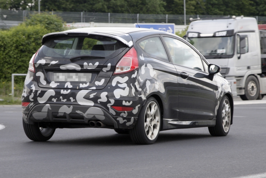 Erwischt Erlkönig Ford Fiesta ST