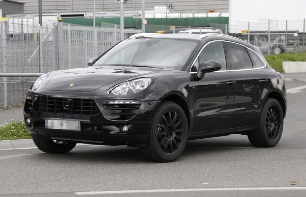 Erwischt Erlkönig Porsche Macan als schlecht gemachtes Cayenne-Double