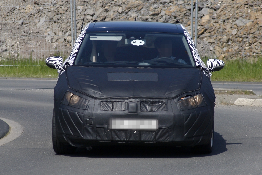 Erwischt: Erlkönig VW Golf VII GTI