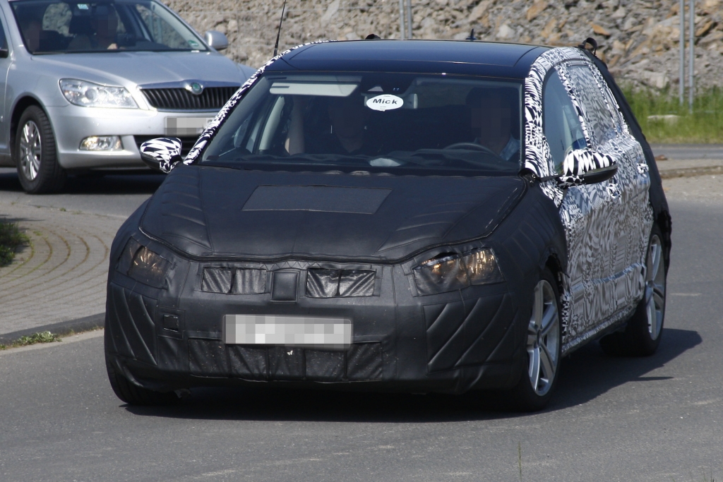 Erwischt: Erlkönig VW Golf VII GTI