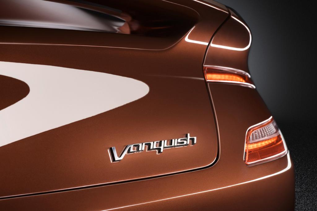 Ganz neu beim Vanquish: Die Karosserie besteht komplett aus Kohlefaser