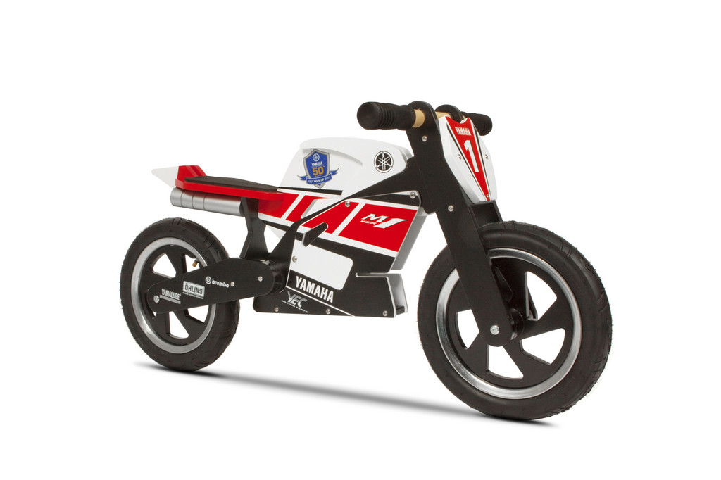 Kinderlaufrad von Yamaha im Moto-GP-Design