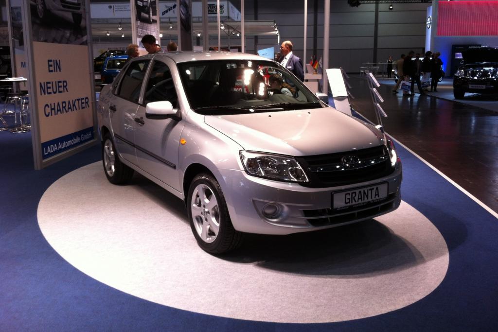 Lada Granta - Billig-Limousine mit Stufenheck
