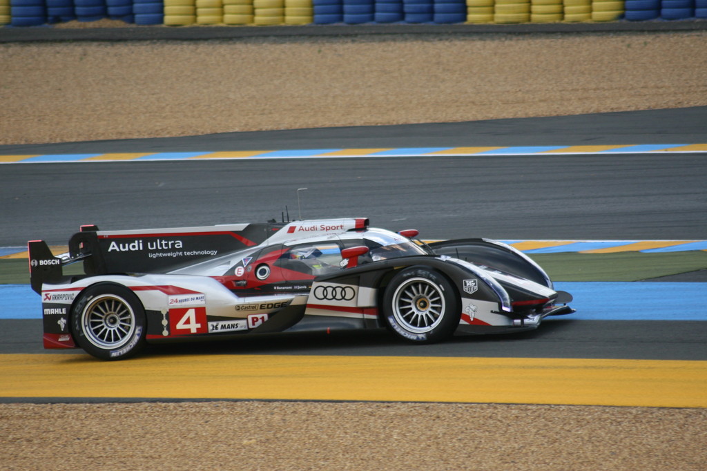 Le Mans 2012: Audi alleine an der Spitze