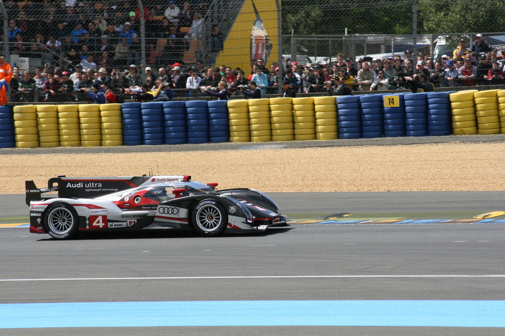 Le Mans 2012: Audi alleine an der Spitze