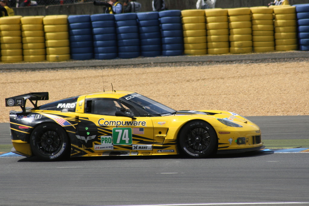 Le Mans 2012: Audi alleine an der Spitze