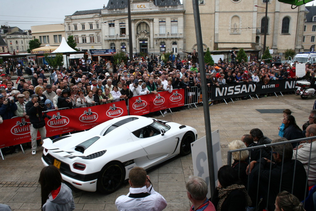 Le Mans 2012: Auftakt im Regen