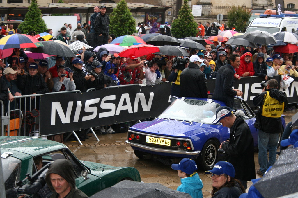 Le Mans 2012: Auftakt im Regen