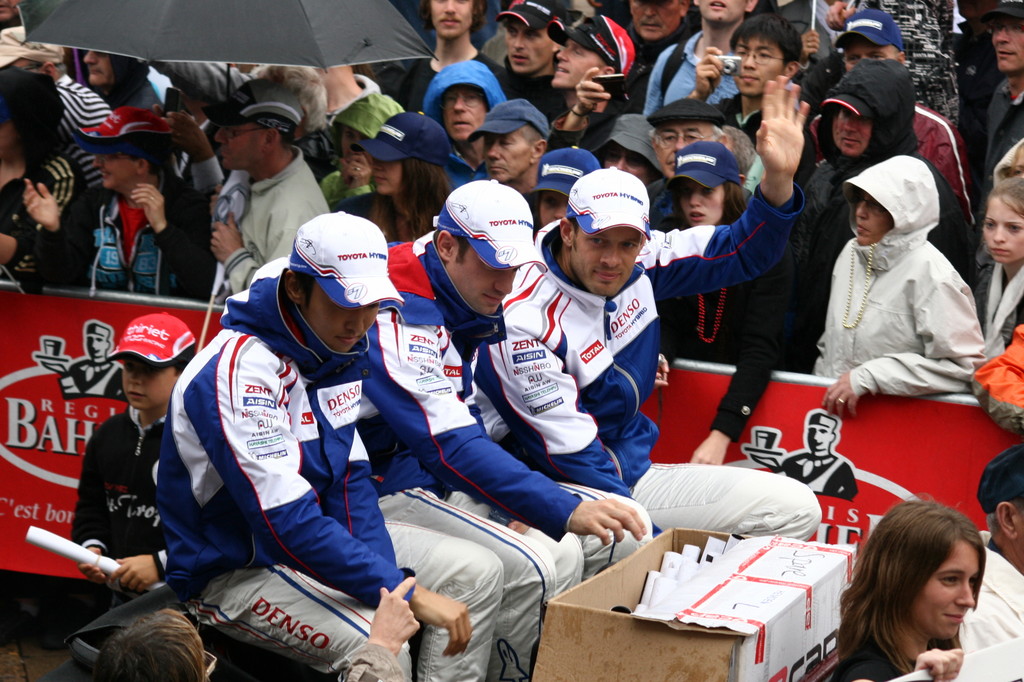 Le Mans 2012: Auftakt im Regen