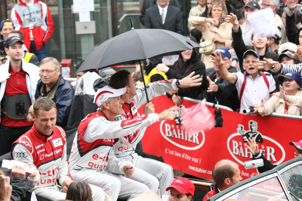 Le Mans 2012: Auftakt im Regen