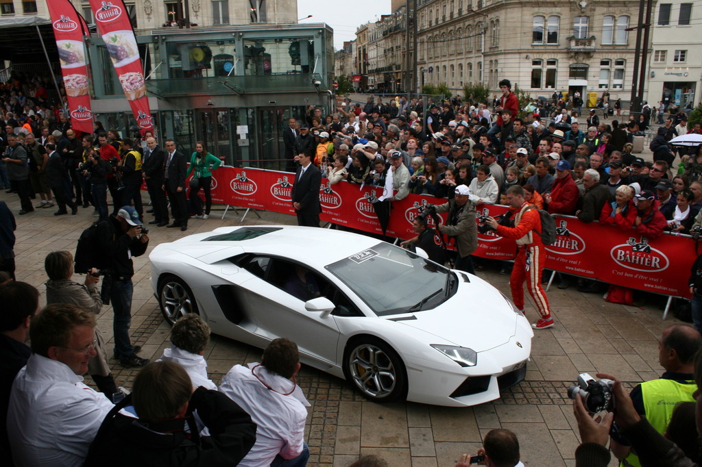 Le Mans 2012: Auftakt im Regen