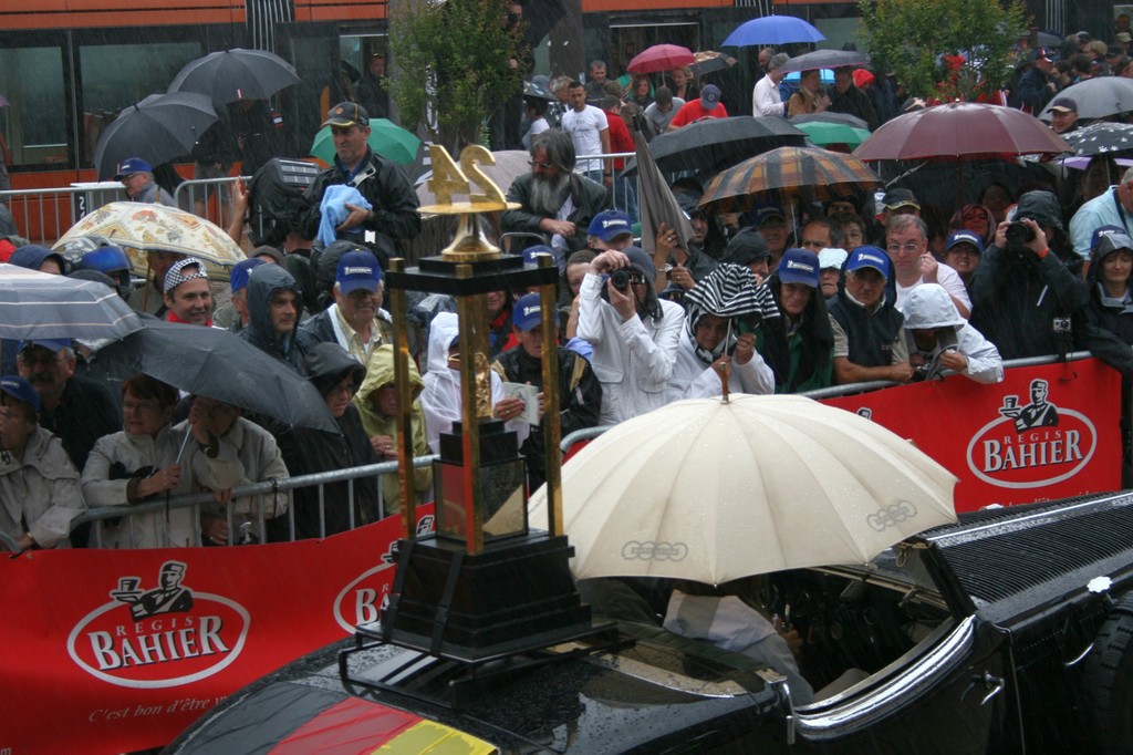 Le Mans 2012: Auftakt im Regen