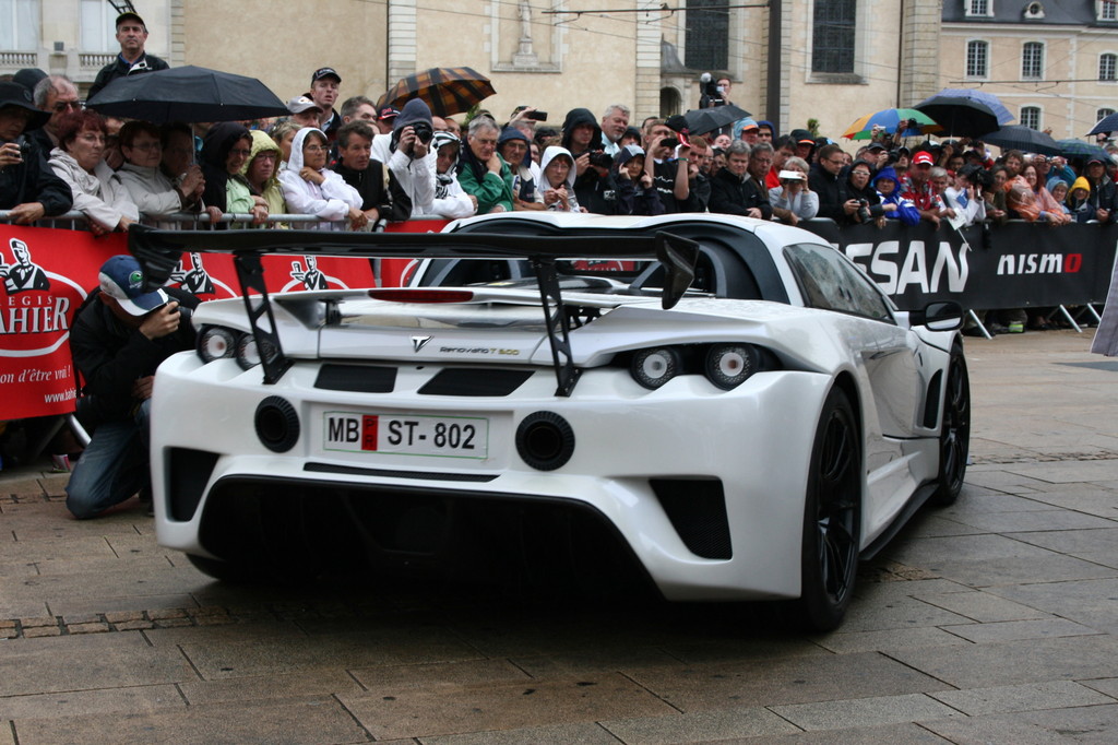 Le Mans 2012: Auftakt im Regen