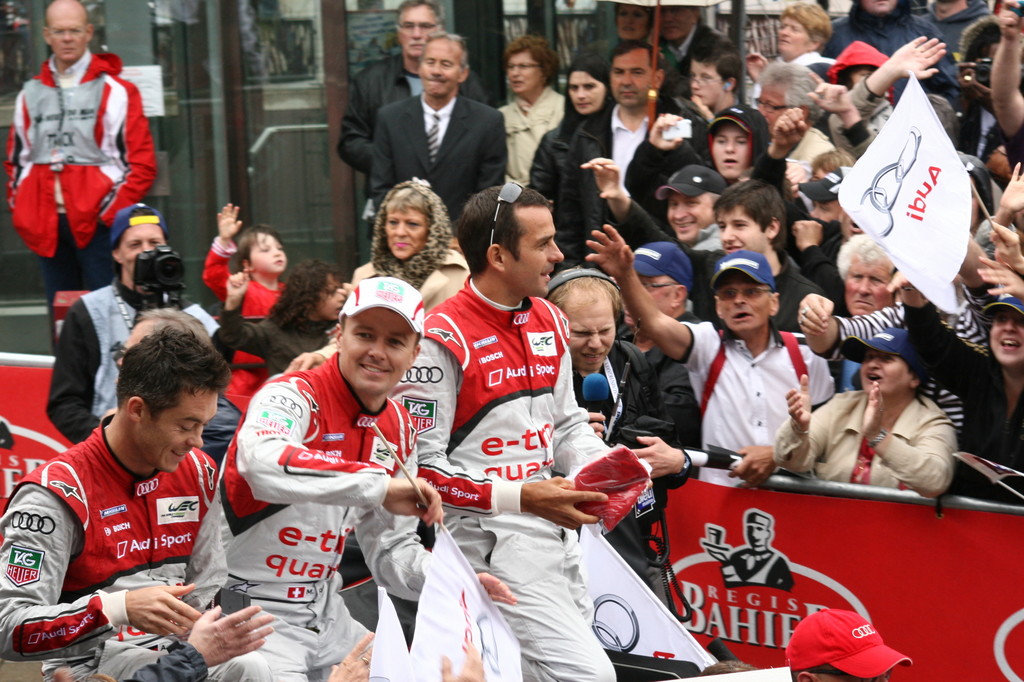 Le Mans 2012: Auftakt im Regen