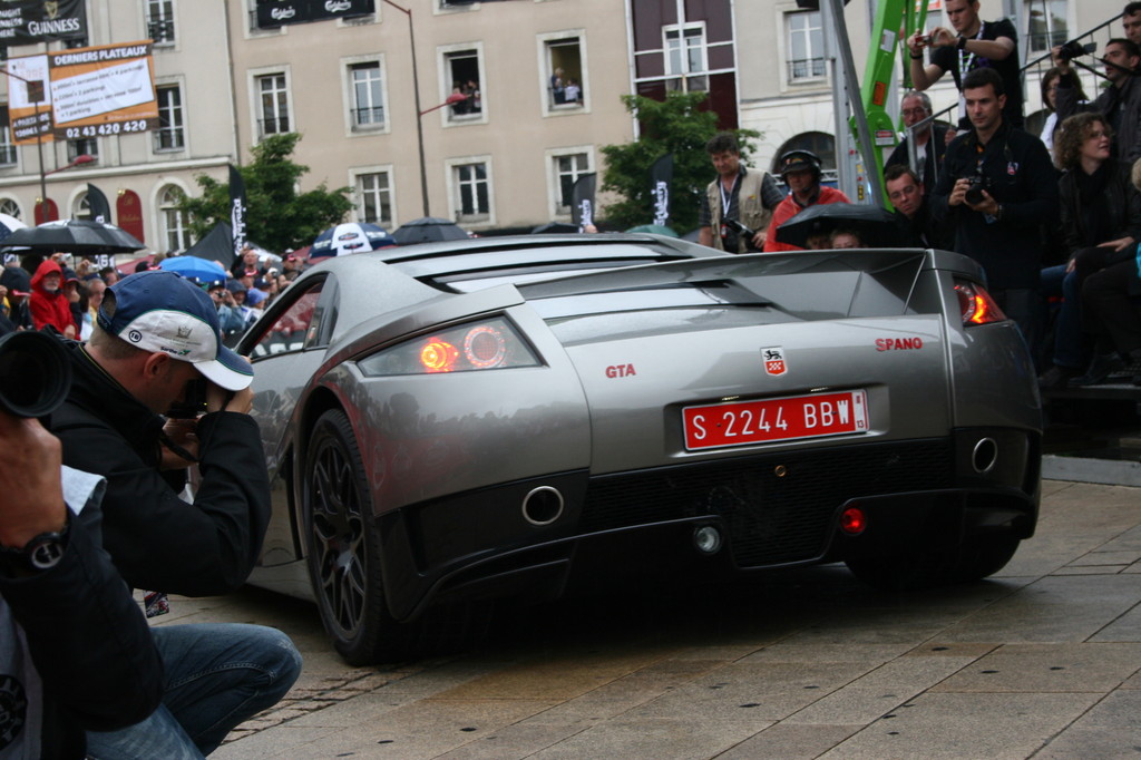 Le Mans 2012: Auftakt im Regen