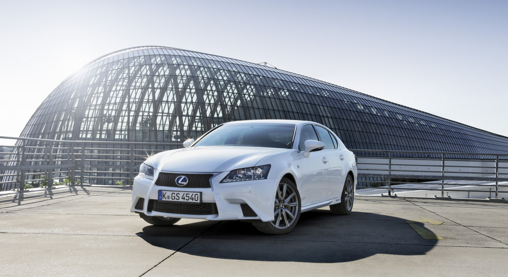 Lexus führt bei Kundenzufriedenheitsstudie in Schweden