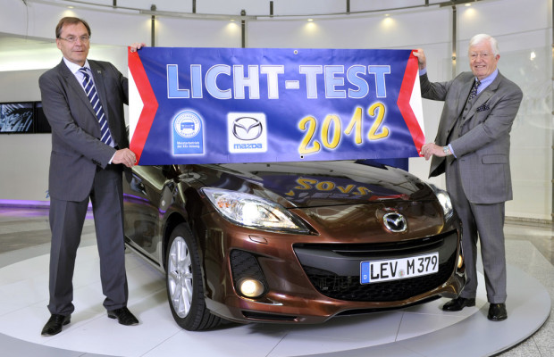 Mazda kooperiert mit ZDK beim Licht-Test 2012