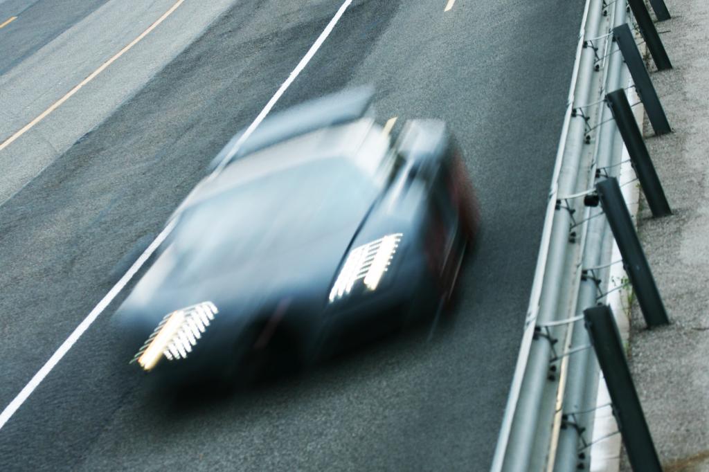 Nicht umsonst reicht der erste Gang bis 104 km/h und die Stoppuhr hat dann noch nicht die drei Sekunden voll