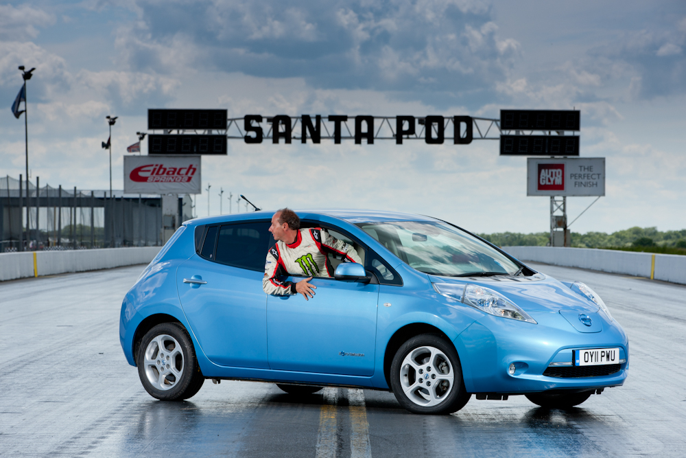 Nissan Leaf will ins Guiness Buch der Rekorde