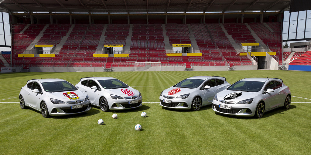 Opel zurück in der Fußball-Bundesliga