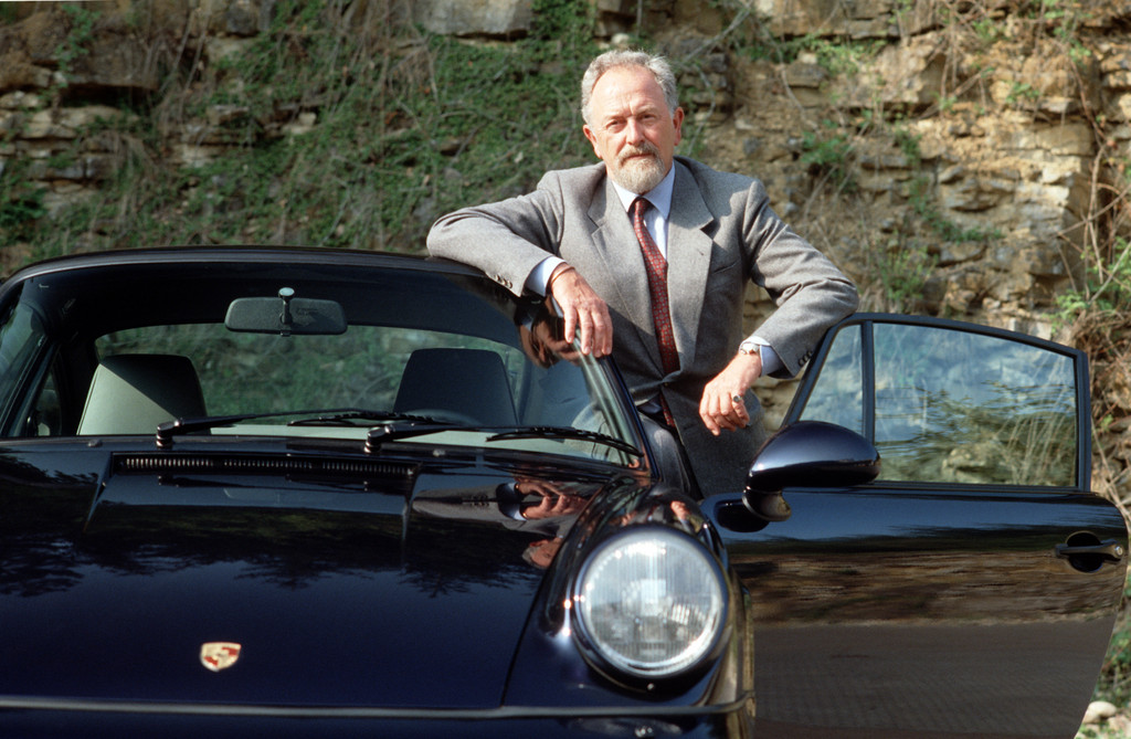 Porsche-Museum mit Ausstellung über Ferdinand Alexander Porsche