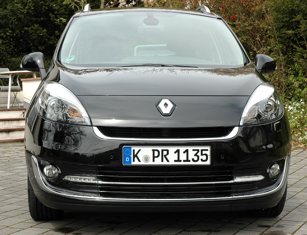 Renault Grand Scénic: Blick auf die Frontpartie. 
