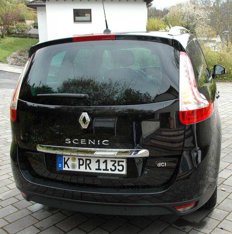 Renault Grand Scénic: Blick auf die Heckpartie. 