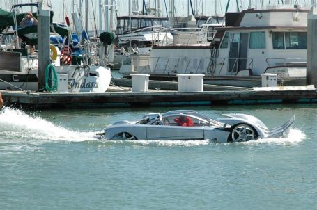 Schnellstes Amphibienauto zum Verkauf