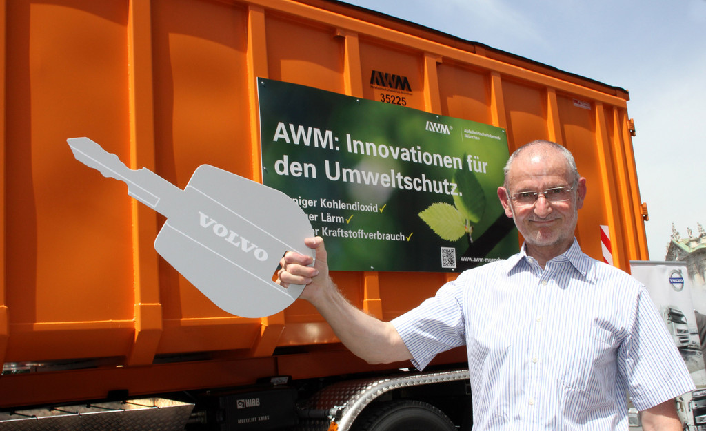Start des ersten schweren Hybrid-Lkw in Deutschland
