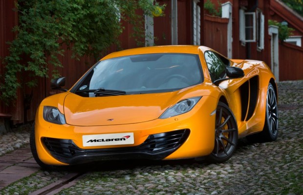 Supersportler von McLaren mit über 300 km/h und offenem Visier