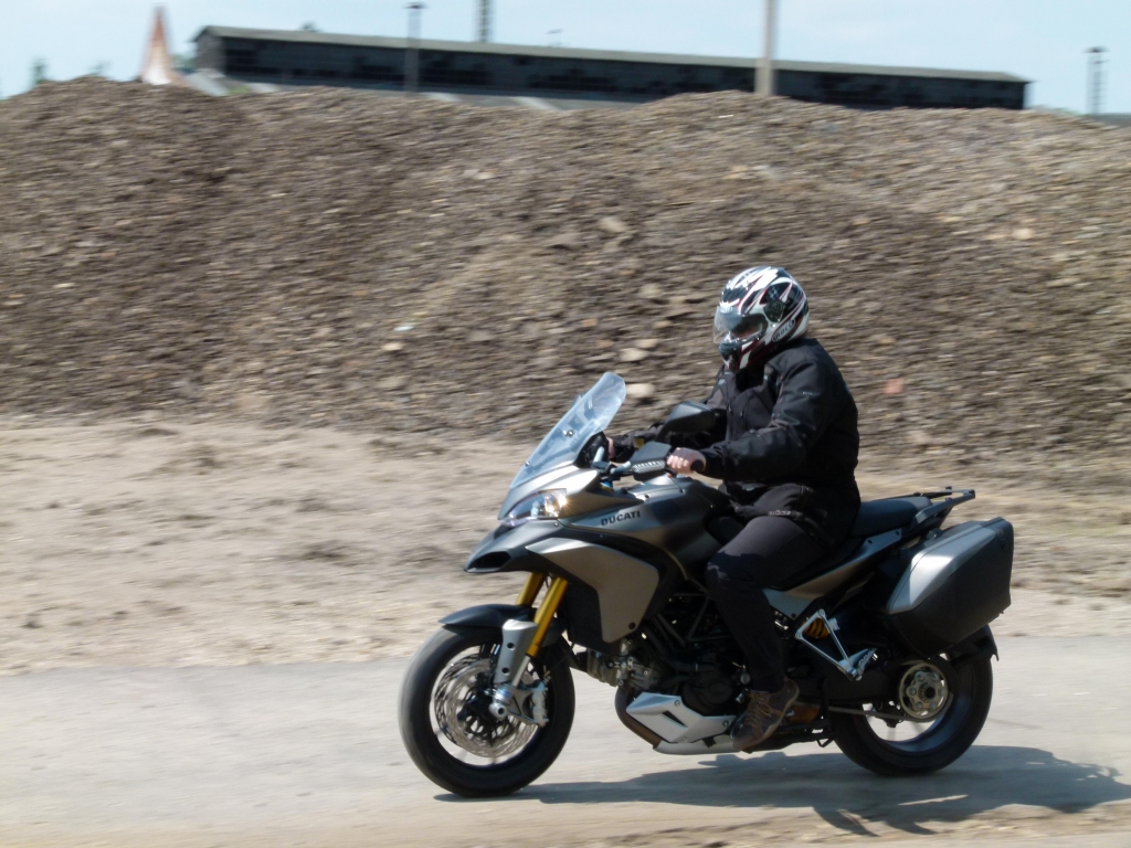 Test Ducati Multistrada 1200 S Touring ABS: Geht nicht, gibts nicht
