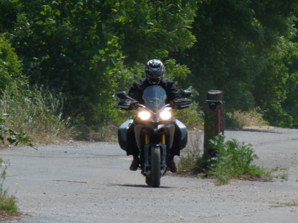Test Ducati Multistrada 1200 S Touring ABS: Geht nicht, gibts nicht