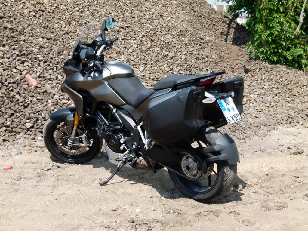 Test Ducati Multistrada 1200 S Touring ABS: Geht nicht, gibts nicht
