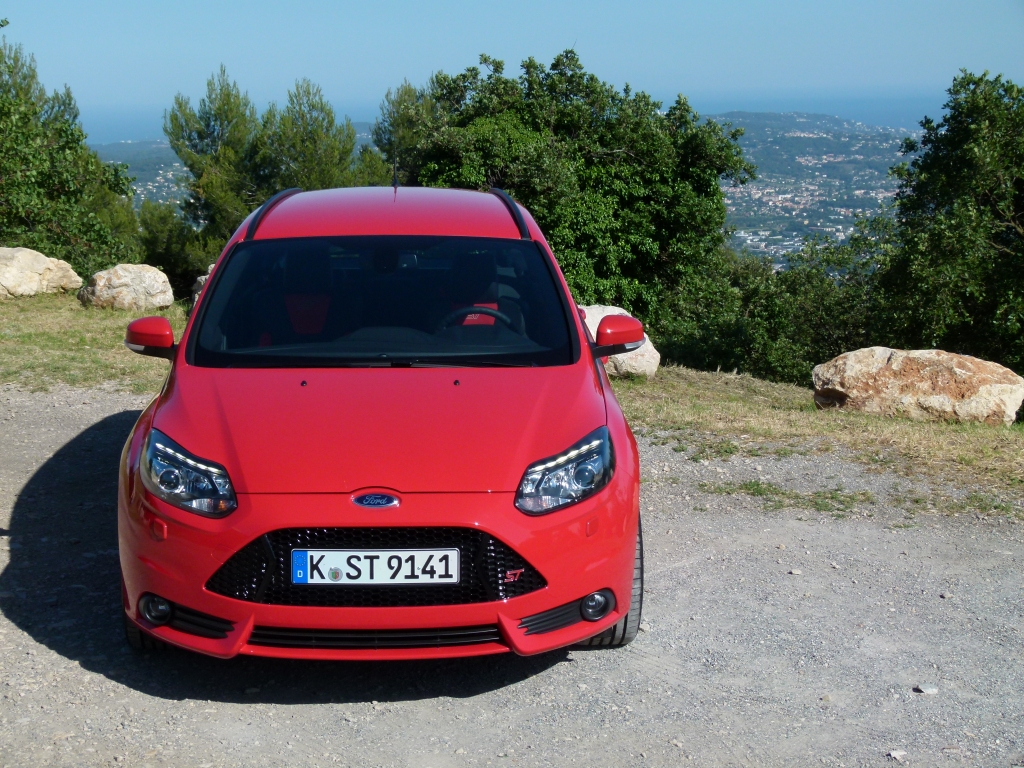 Test Ford Focus ST: Leistungssport(ler) für die ganze Familie