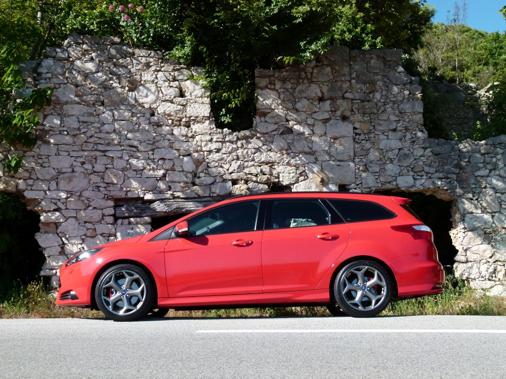 Test Ford Focus ST: Leistungssport(ler) für die ganze Familie