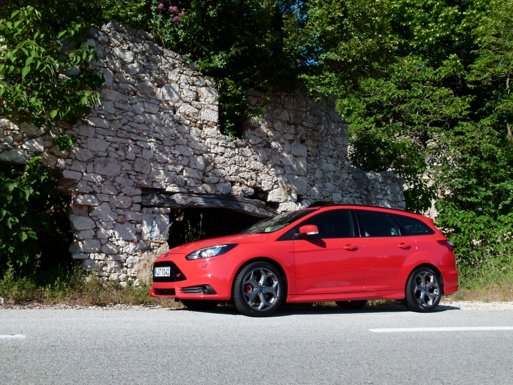 Test Ford Focus ST: Leistungssport(ler) für die ganze Familie