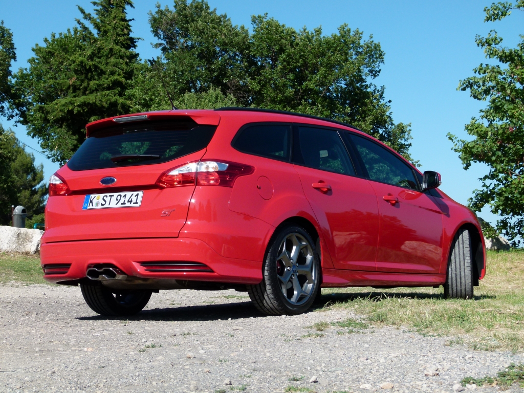 Test Ford Focus ST: Leistungssport(ler) für die ganze Familie