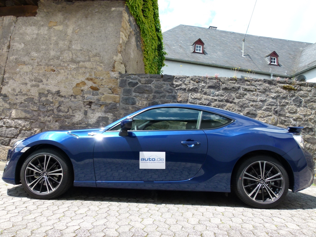 Test Toyota GT86 – Fahrdynamik statt PS-Wahnsinn    