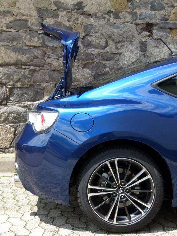 Test Toyota GT86 – Fahrdynamik statt PS-Wahnsinn    