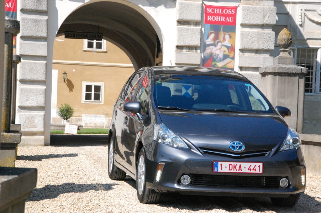 Test Toyota Prius+ - Der warscheinlich größte Hybrid Van der Welt