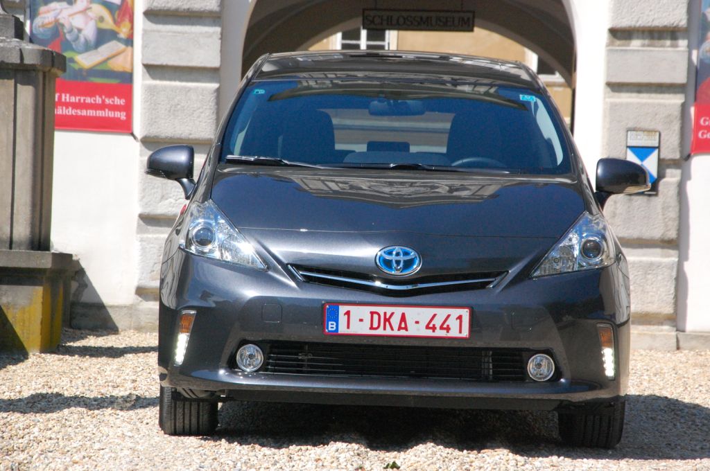 Test Toyota Prius+ - Der warscheinlich größte Hybrid Van der Welt