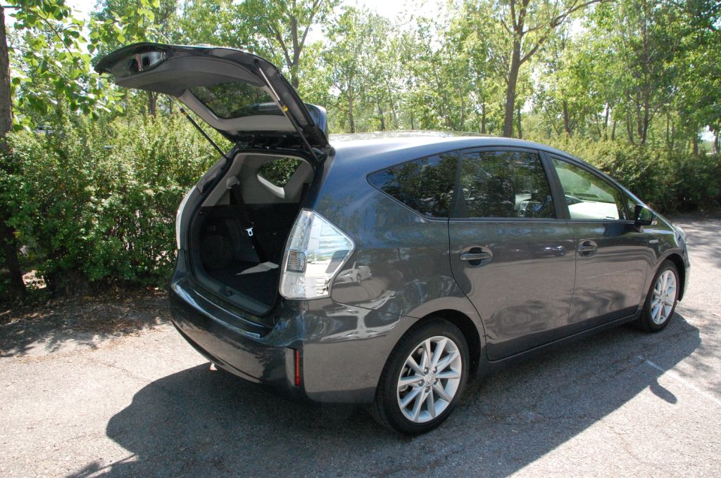 Test Toyota Prius+ - Der warscheinlich größte Hybrid Van der Welt