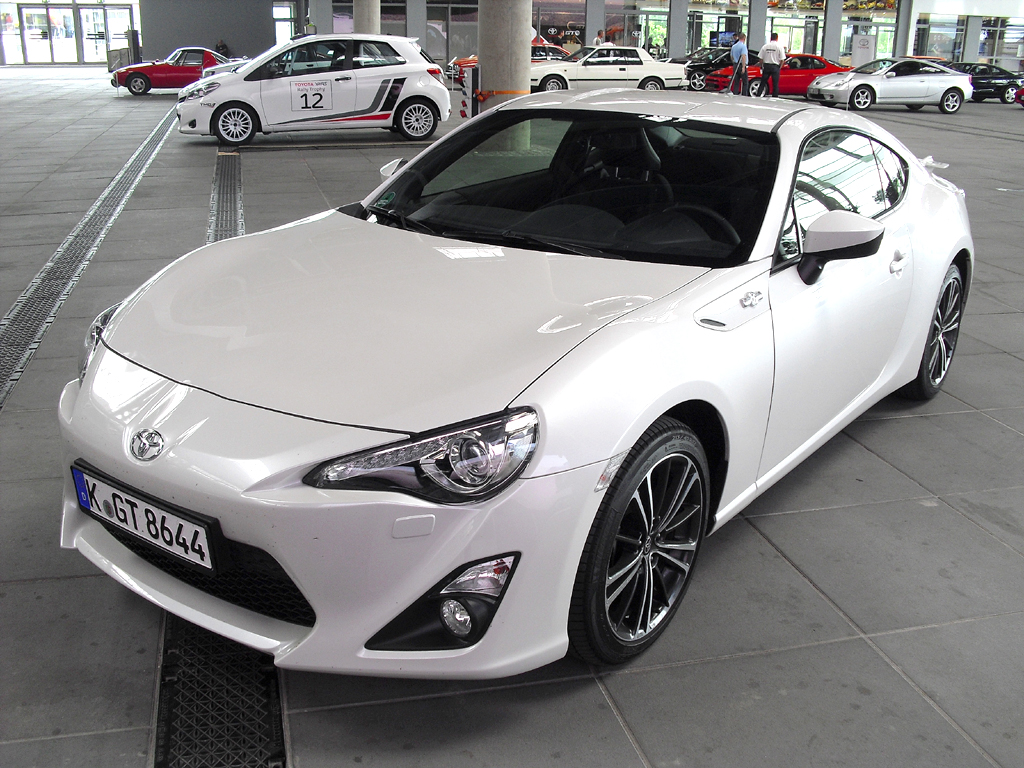 ... der neue Sportwagen GT86.